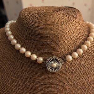 Vintage Pearl Necklace With Decorated Clasp